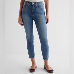 Express High Waisted Medium Wash Cropped Skinny Jeans